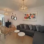 Frontemare-House Riviera Mares